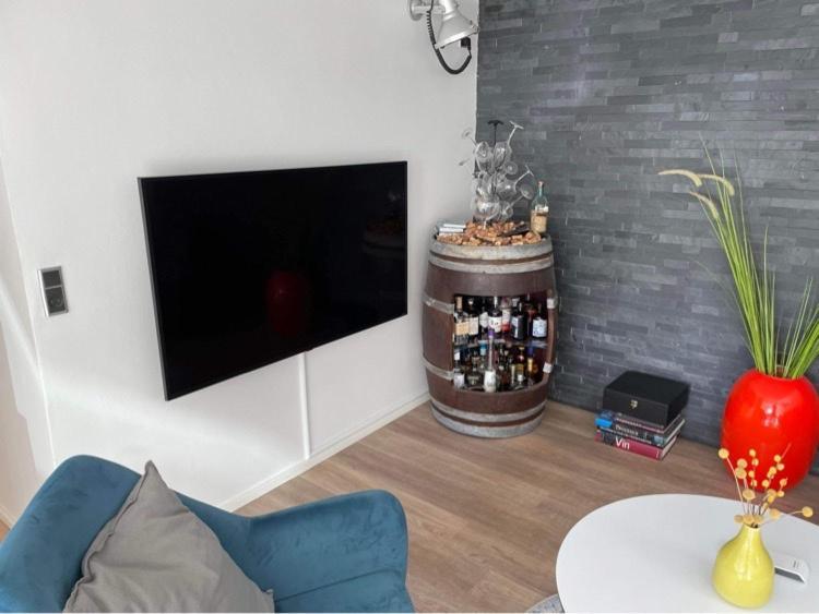 Nyistandsat Hojloftet Kaelderlejlighed Pa 70 M2 I Viborg Centrum, Med Plads Til 4 Personer Exteriör bild